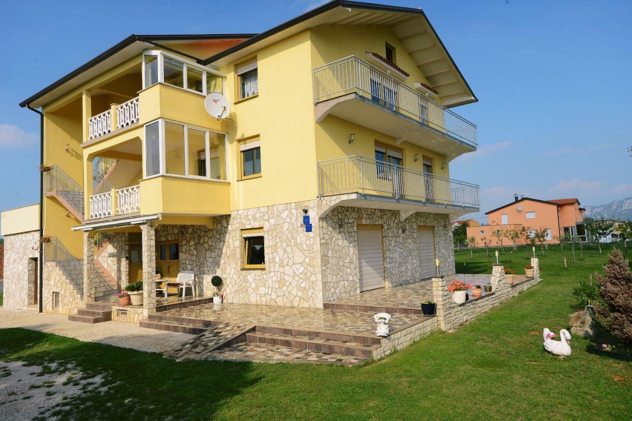 Ferienhaus Tomic Nedeščina Dış mekan fotoğraf