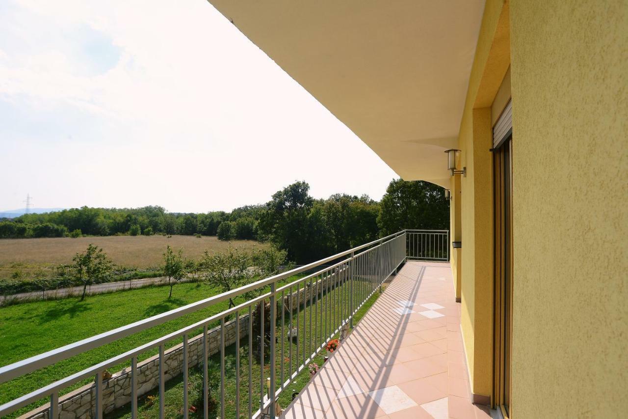 Ferienhaus Tomic Nedeščina Dış mekan fotoğraf