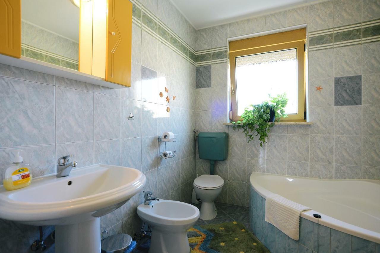 Ferienhaus Tomic Nedeščina Dış mekan fotoğraf